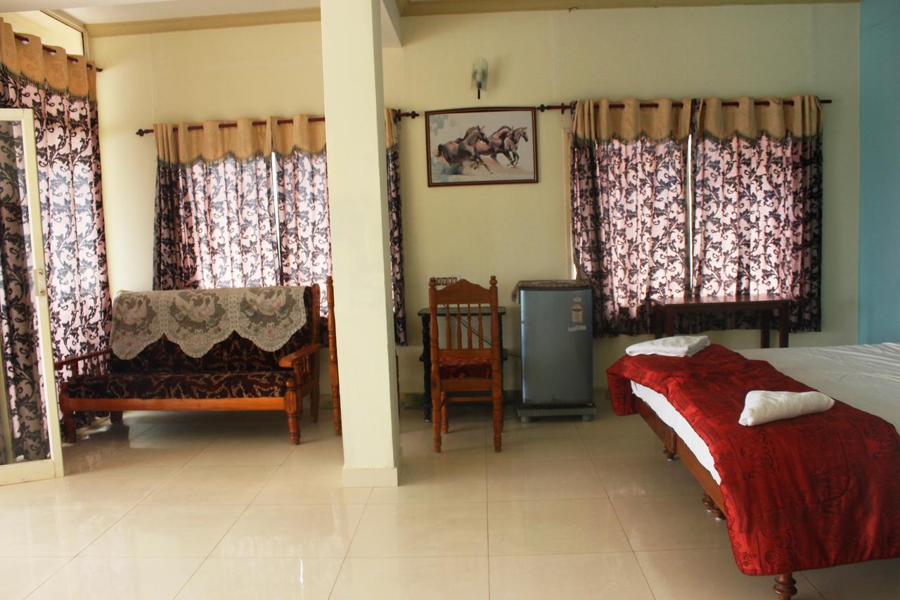 Adam Beach Resort Kovalam Exteriör bild