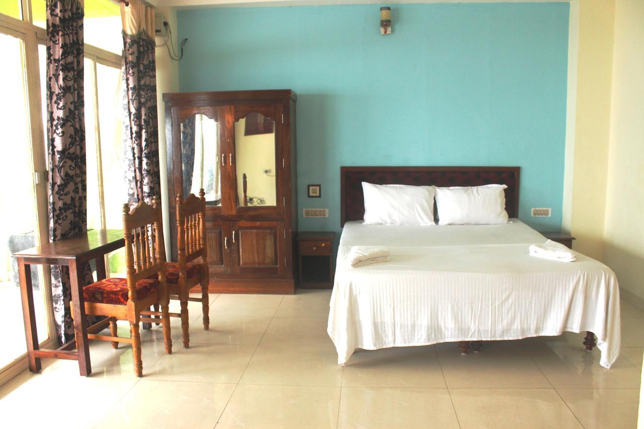 Adam Beach Resort Kovalam Exteriör bild