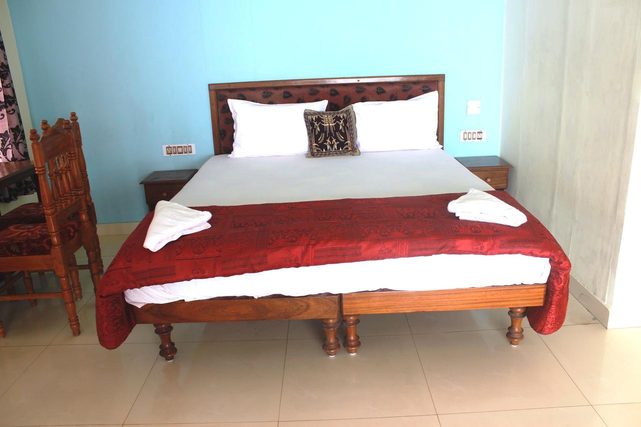 Adam Beach Resort Kovalam Exteriör bild