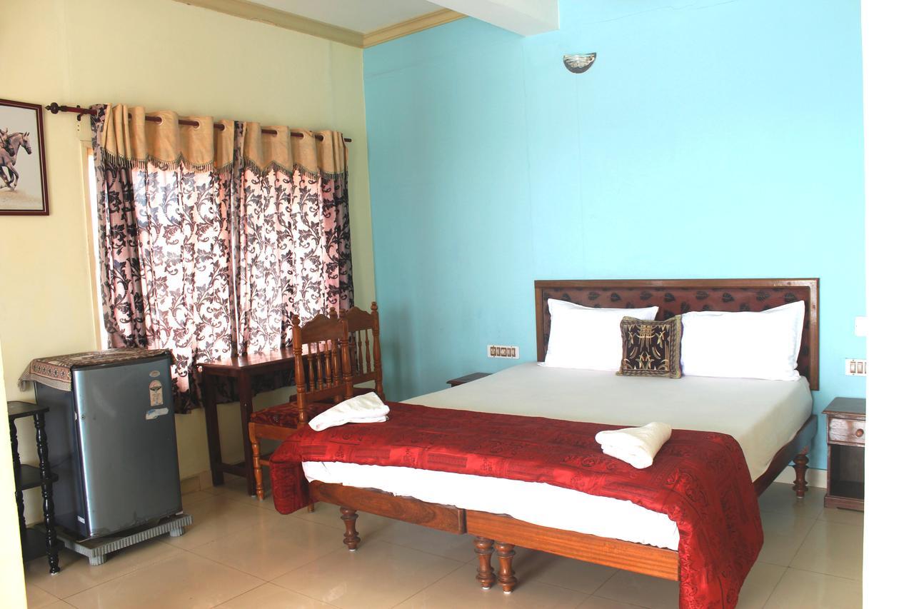 Adam Beach Resort Kovalam Exteriör bild